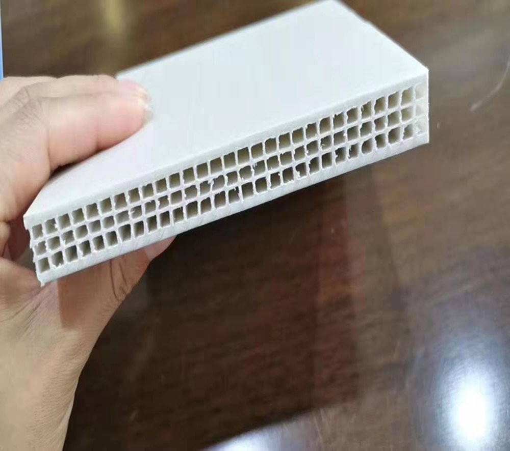121