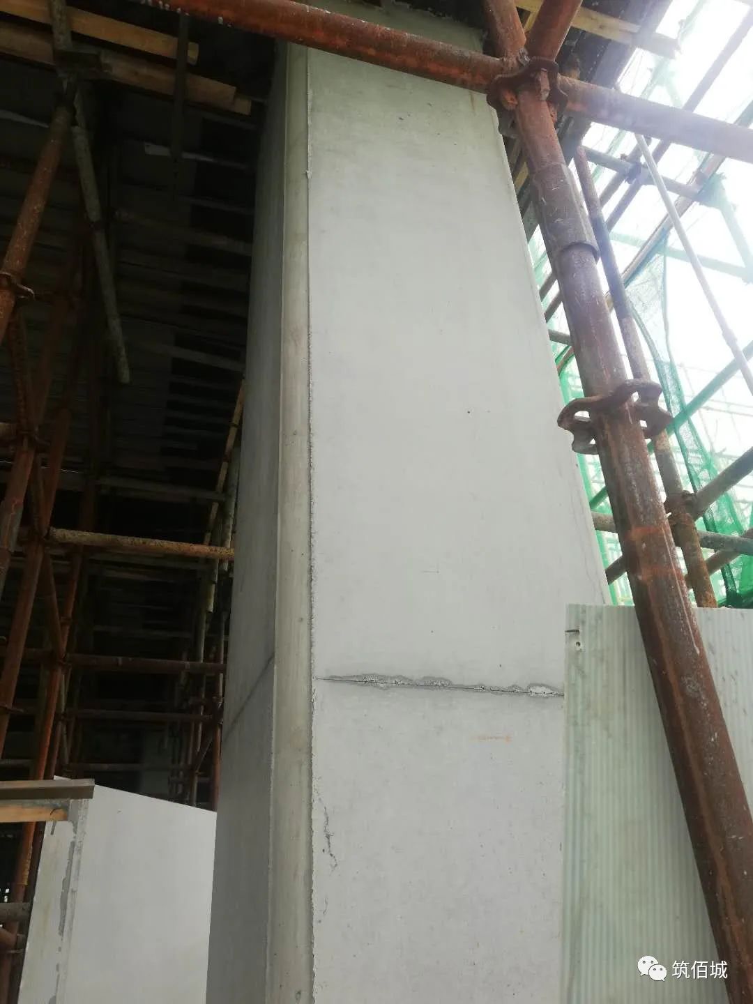「实战分享」重庆这2个项目用了新型中空塑料模板,脱模如镜子
